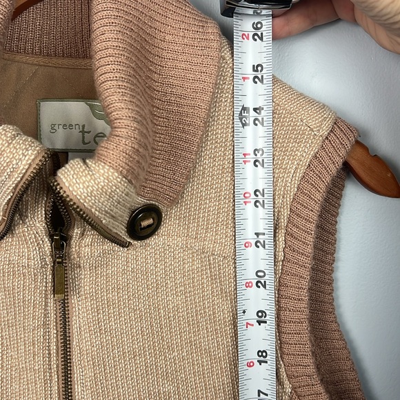 Green Tea medium neutral tan women’s knit zippered vest - Picture 7 of 10